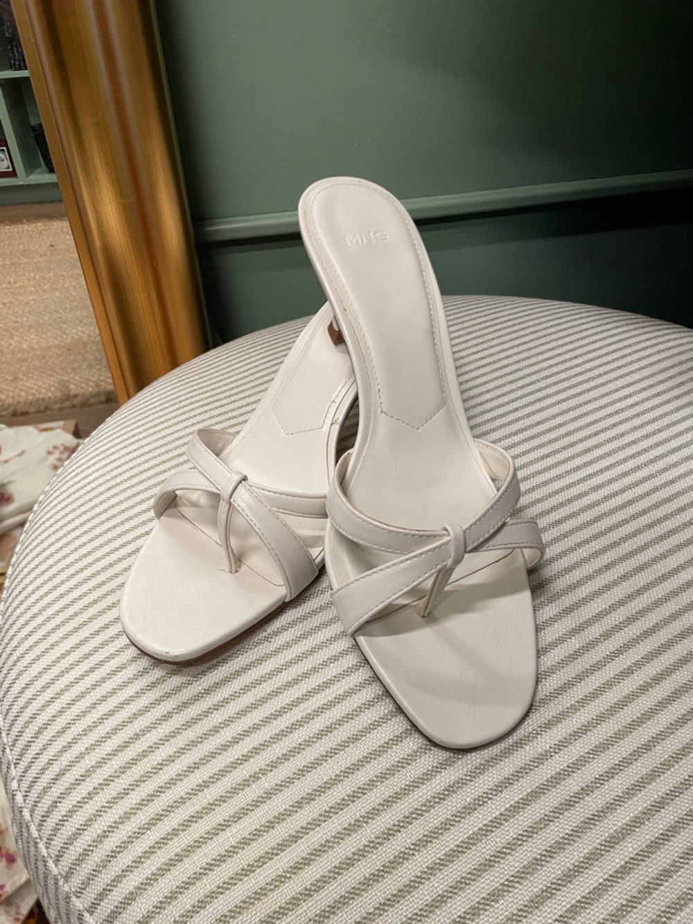 Mango White Knotted Toe-Loop Slide Mules